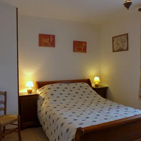 Maison Avec Piscine Privee Chauffee, Cheminee Et Activites A - Fr-1-611-106 Holiday home Goncourt